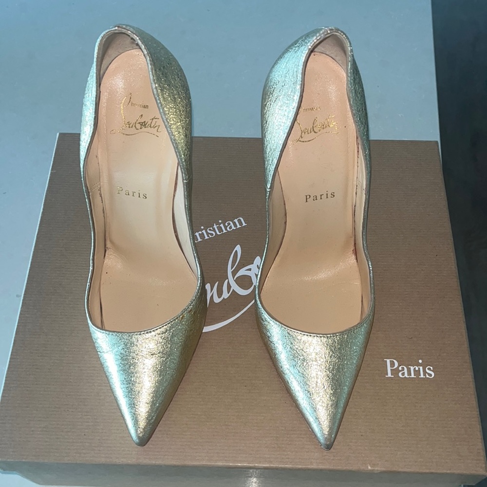 So Kate Louboutin